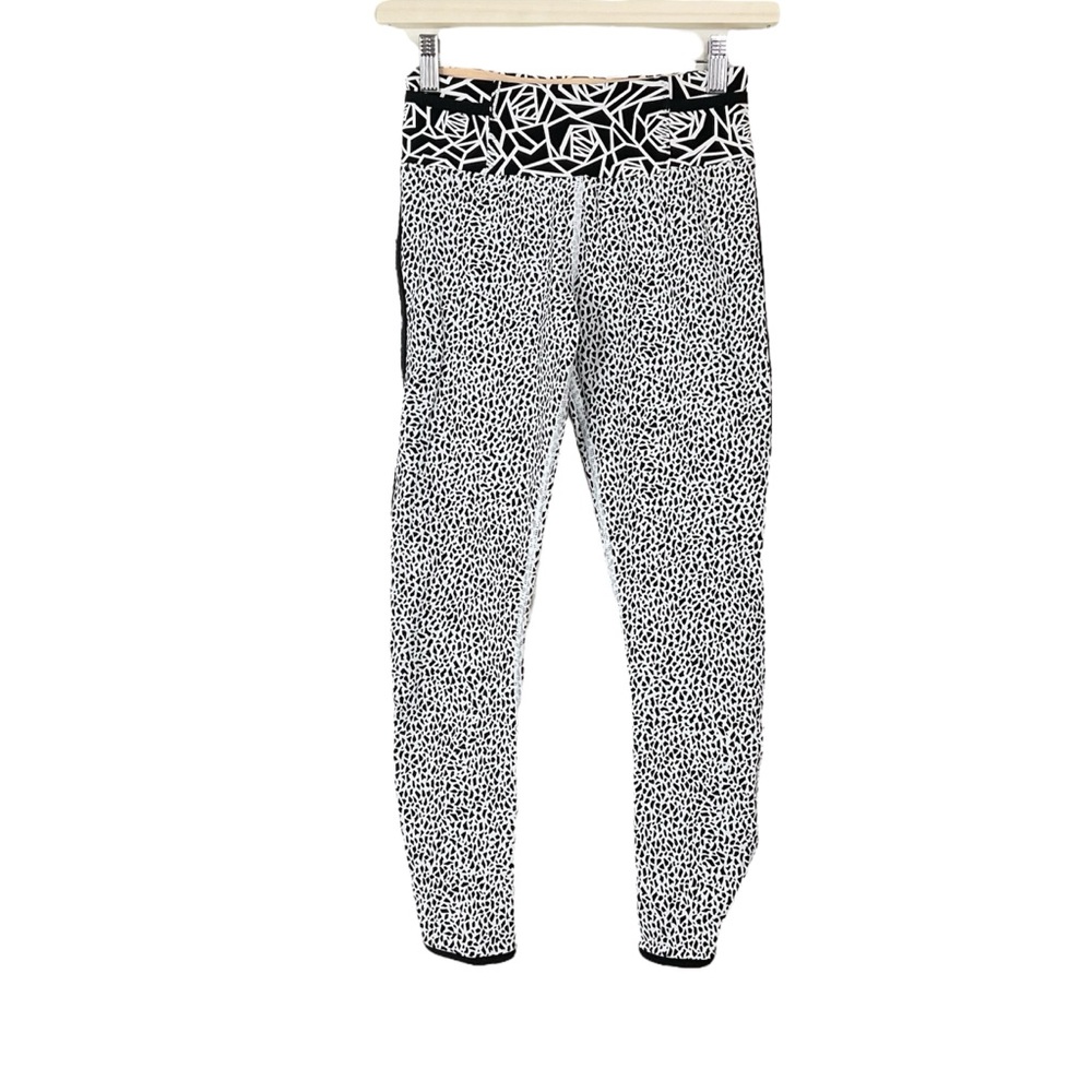 Lululemon Real Quick Tight Mosaic Print Size 4